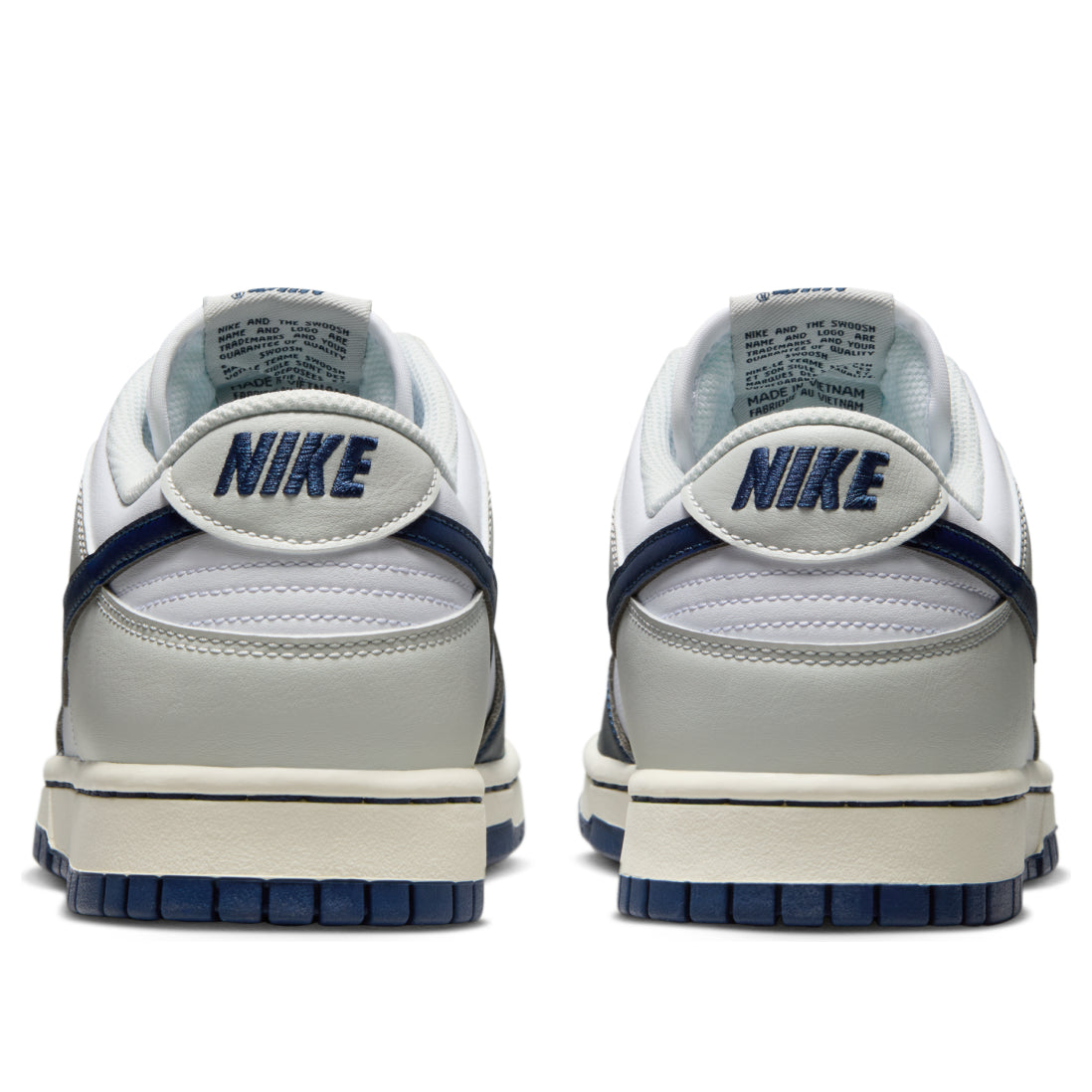 Nike Dunk Low New York Yankees (Men's)