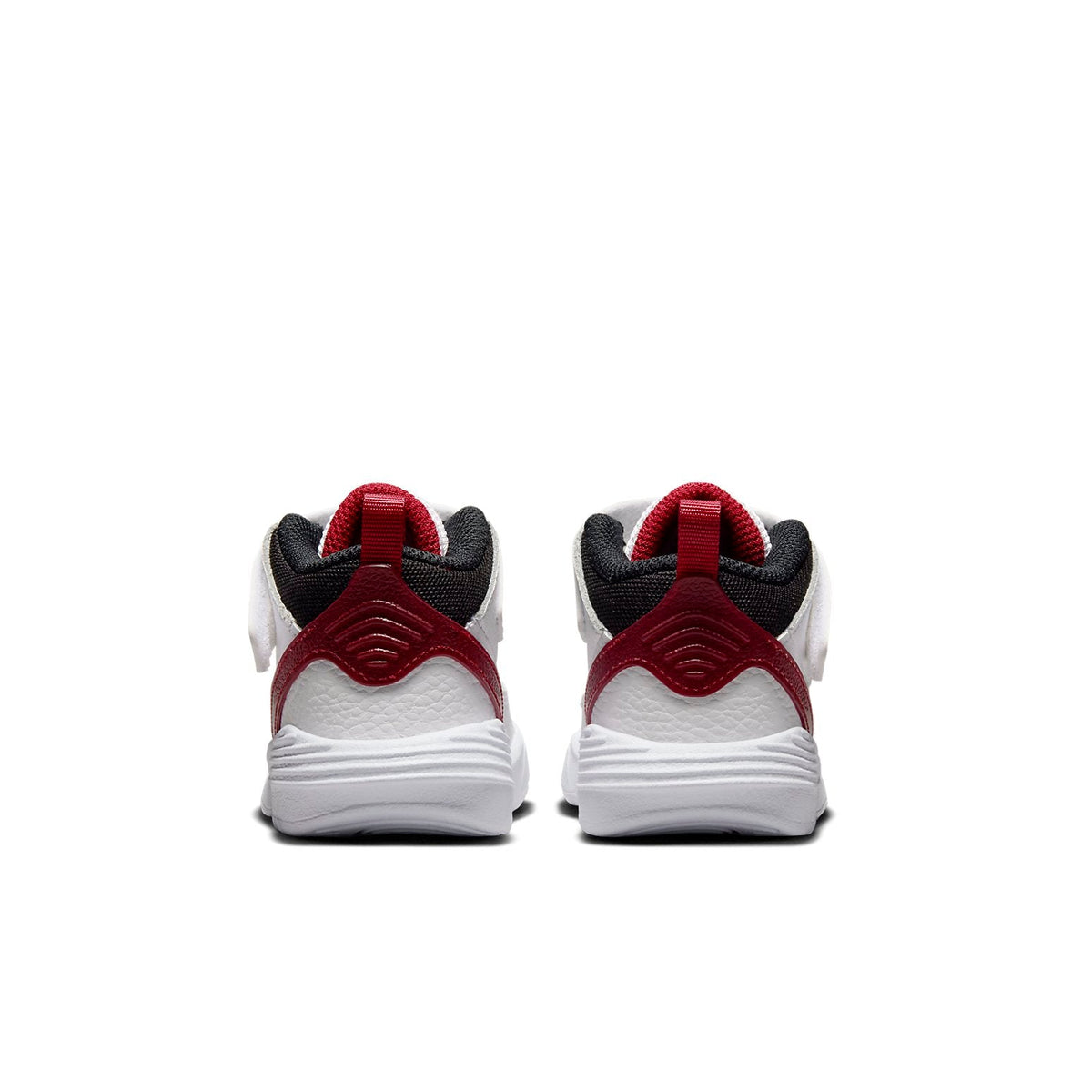 Air Jordan Max Aura 5 'White Varsity Red' (TD)