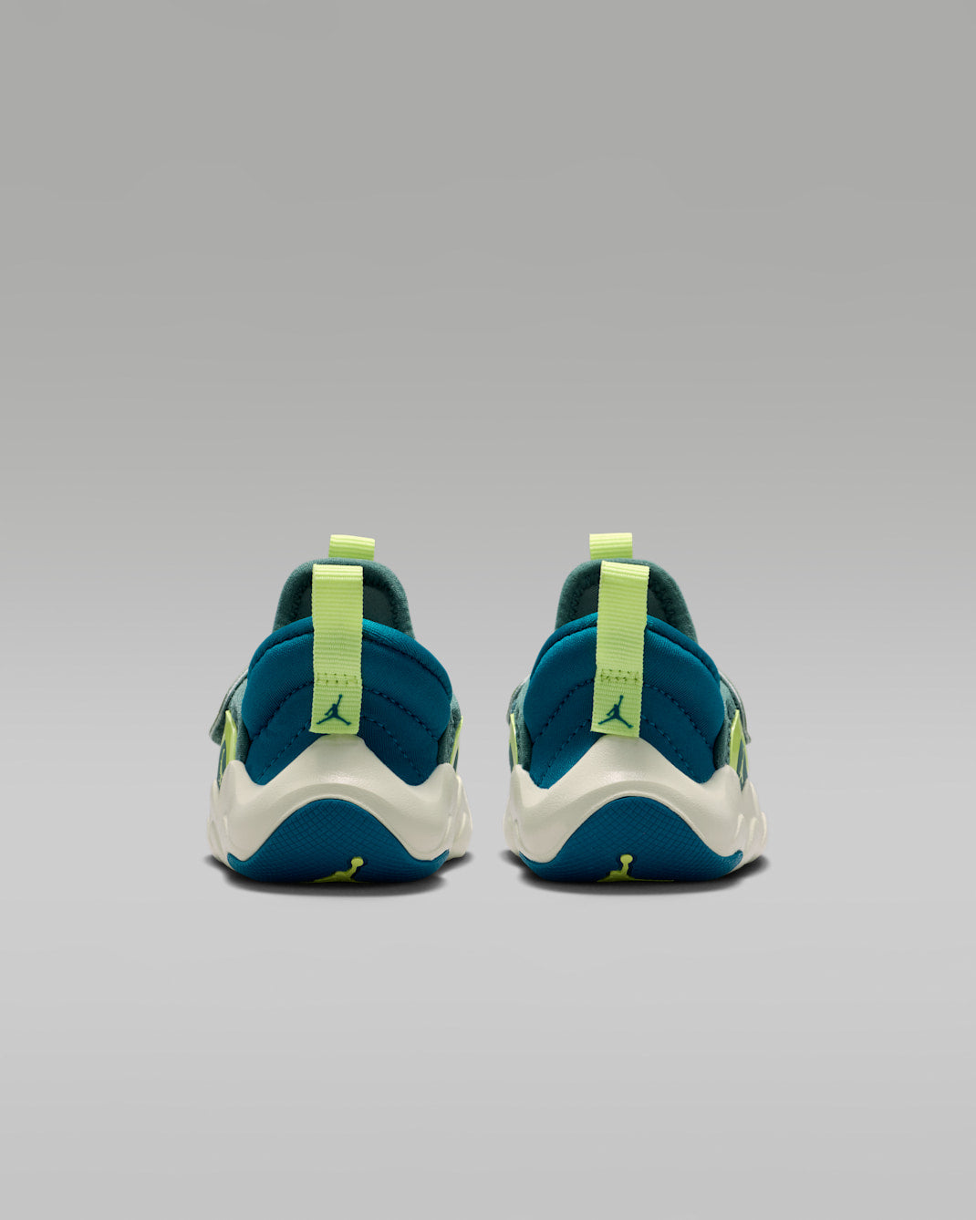 Jordan 23/7.2 Easyon 'Hasta Green Abyss' (TD)