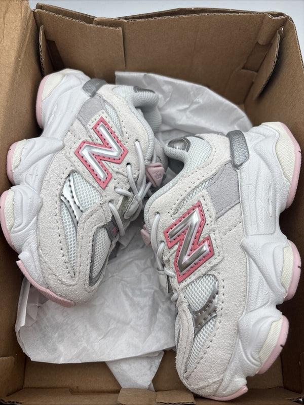 9060 Bungee New Balance Pink/Gray/Silver